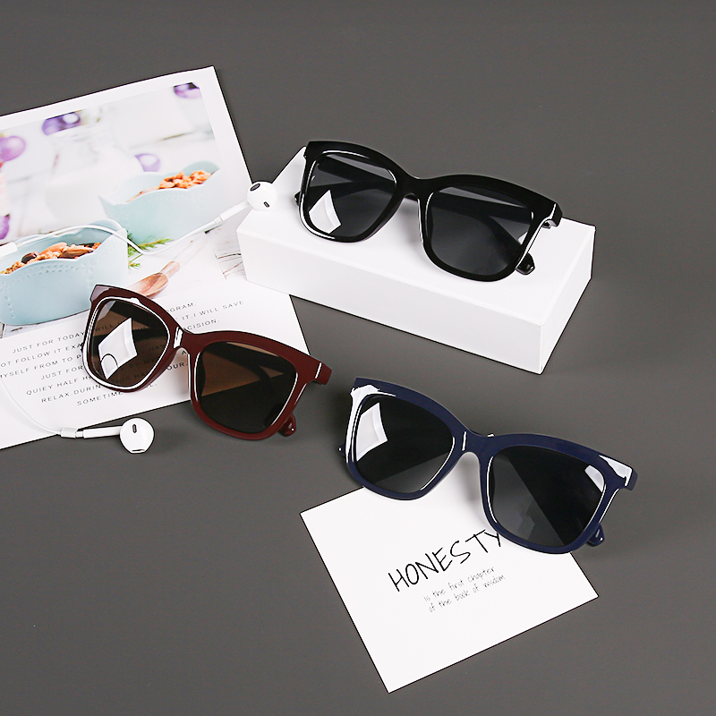 2022 New Arrival Stylish Custom Logo Sun Glasses Plastic Frame Women Men SunglassesLS-P7817